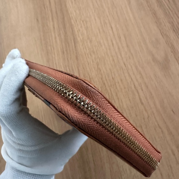 MCM Cognac Zipper Long wallet - Picture 5 of 14